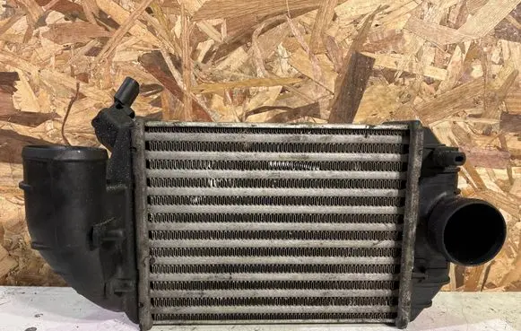 Audi A4 S4 B5 8D Intercooler air channel guide 058145805