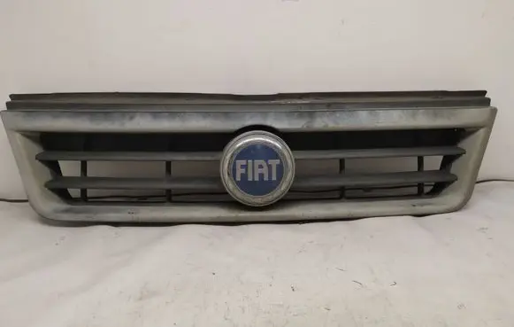 Fiat Ducato Front bumper upper radiator grill L132915801 ST3157
