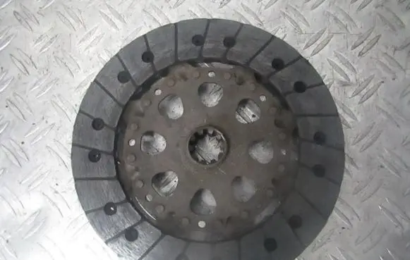 BMW 5 E39 Clutch pressure plate 1864919001