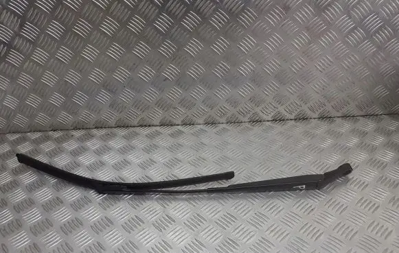 Opel Zafira B Front wiper blade arm