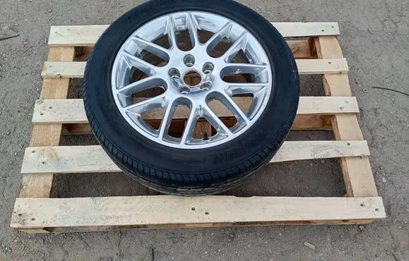 Ford Mustang V R18 alloy rim CR3J1007CA