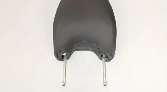 Volvo V60 Front seat headrest 