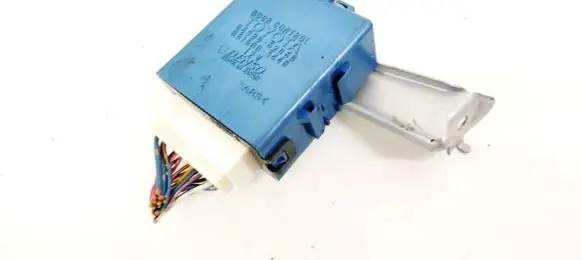 Toyota Yaris Door control unit/module 85985052050 859850-52050