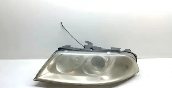 Volkswagen PASSAT B5.5 Headlight/headlamp 3B0941015AN