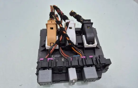 Seat Leon (1P) Comfort/convenience module 5K0937086K