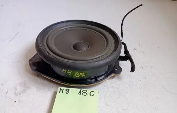 Audi A3 S3 8P Subwoofer speaker 1212123