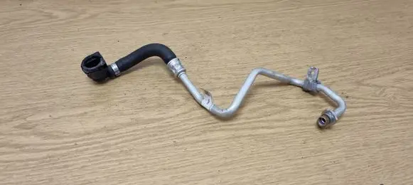 BMW 3 G20 G21 Coolant pipe/hose 8651261