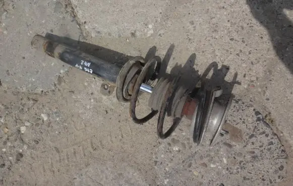 BMW 3 E46 Front shock absorber/damper
