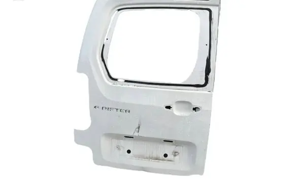 Peugeot Rifter Rear door