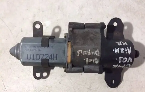 Chrysler Voyager Sliding door motor U10724H