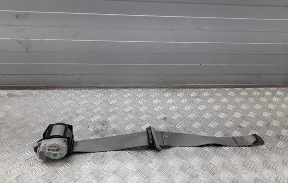 Cadillac CTS Rear seatbelt 22988554