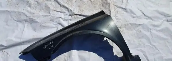 Renault Laguna II Fender
