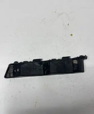 KIA Sportage Front bumper mounting bracket 86516F1000