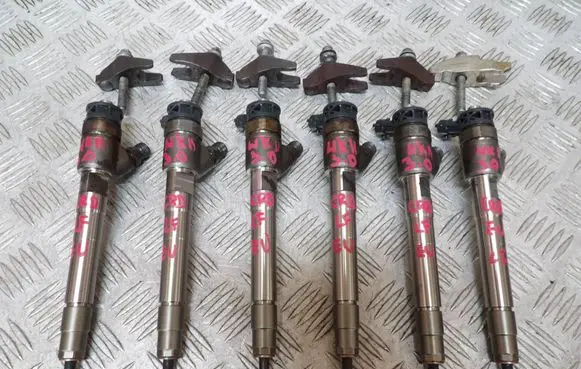 Jeep Grand Cherokee Fuel injector 0445110523