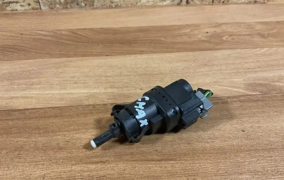Ford Focus C-MAX Brake pedal sensor switch 3M5T13480AB