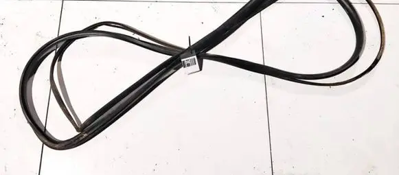 Rubber seal rear door