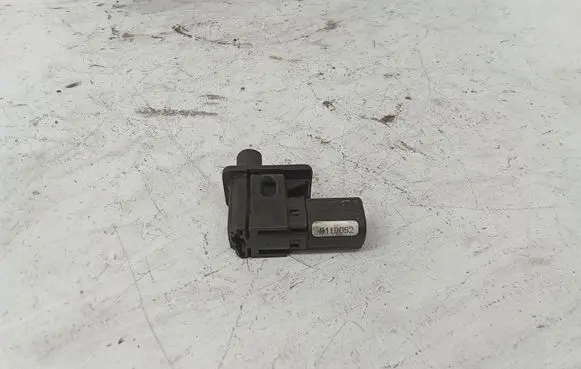 BMW X5 E53 Bonnet alarm switch sensor 9112052 9119052
