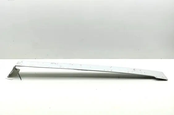 Opel Vivaro Rear fender molding trim 9808384180
