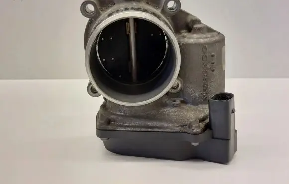 Audi A4 S4 B8 8K Throttle valve 06F133062G