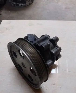 Audi A4 S4 B6 8E 8H Power steering pump 06b145255