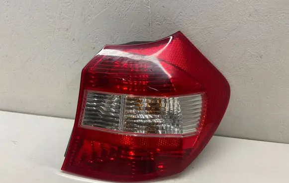 BMW 1 E81 E87 Rear/tail lights 8324502