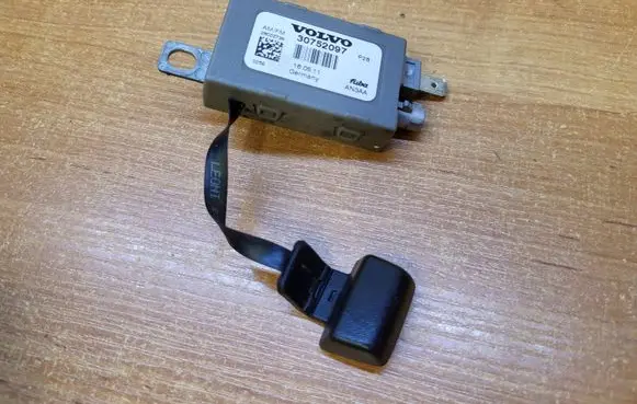 Volvo XC90 Antenna control unit 30752097 AN3AA 28022736