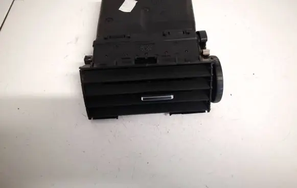 Dash center air vent grill