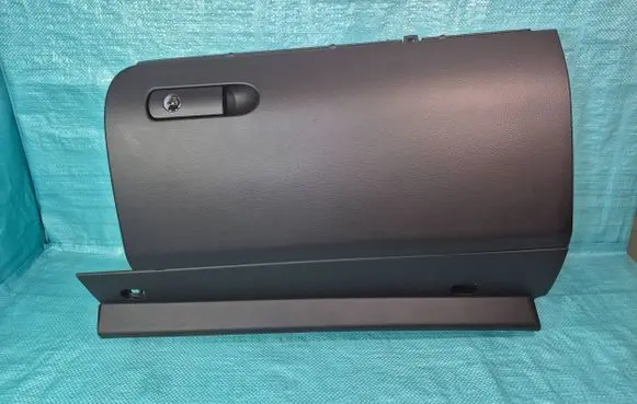 Volkswagen Touareg II Glove box 7P1857097L 2042010
