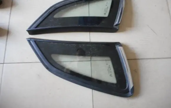 Citroen C4 Grand Picasso Front windscreen/windshield window 