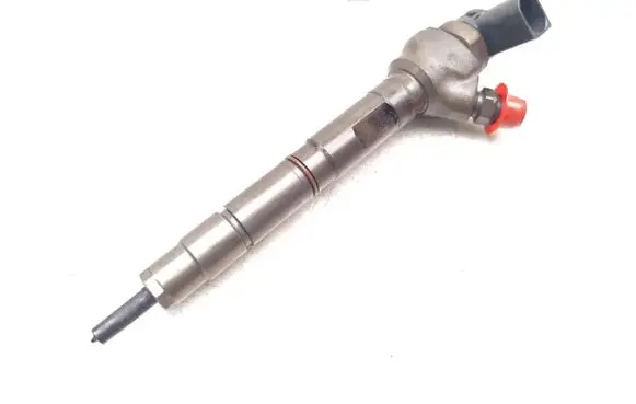 Audi A3 S3 8V Fuel injector 04L130277E 0445110475