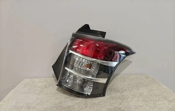 Toyota iQ Rear/tail lights