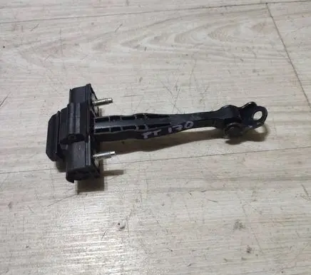 Suzuki Vitara (LY) Rear door check strap stopper 