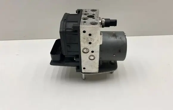 Volkswagen Phaeton ABS Pump 3D0614517AK