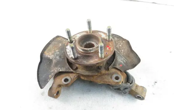 Hyundai Santa Fe Front wheel hub spindle knuckle