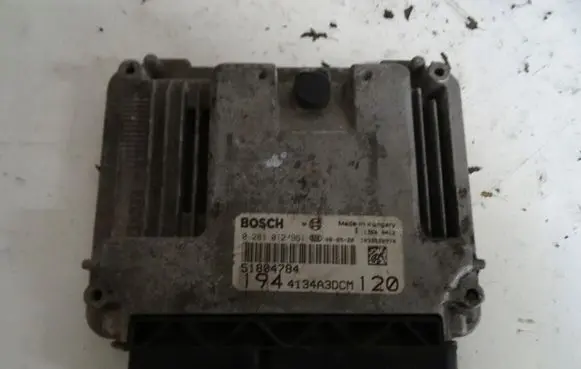 Fiat Croma Engine control unit/module 51804784