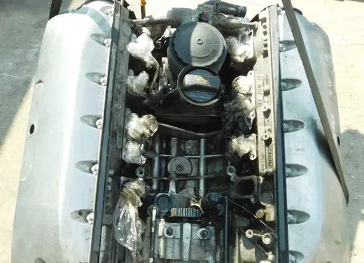 Volkswagen Touareg I Engine swap AYH