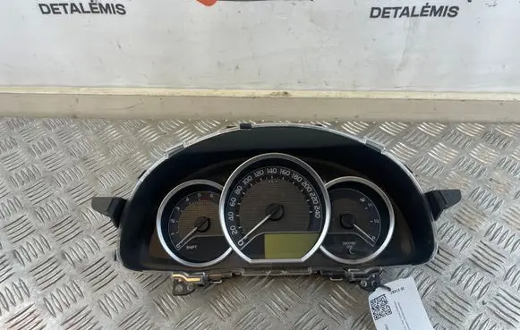 Toyota Auris E180 Speedometer (instrument cluster) 838000ZU81