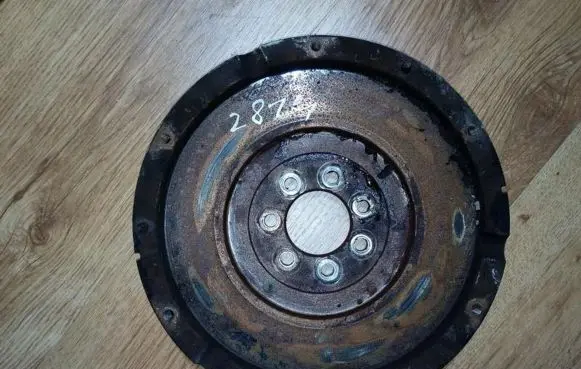 Volvo S40, V40 Flywheel