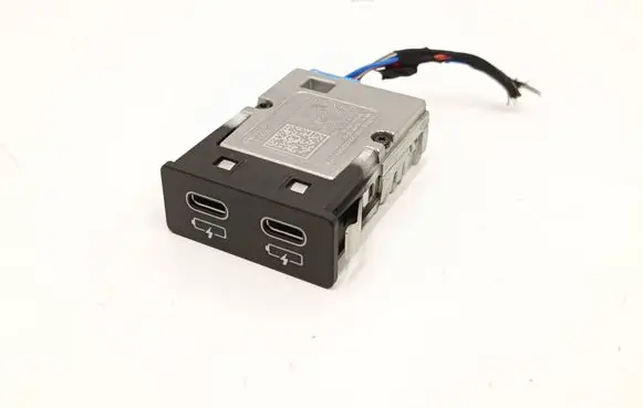 BMW X3 G01 USB socket connector 8711938