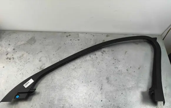 Volvo XC60 Front door trim bar 31407560