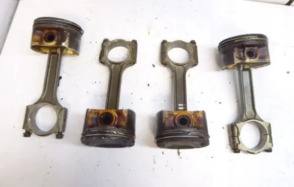Nissan Qashqai+2 Piston A2010CK80B