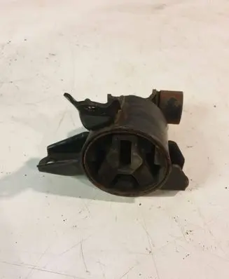 KIA Sportage Engine mount bracket