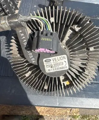Land Rover Discovery Viscous fan clutch PGG500270