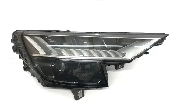 Audi Q8 Headlight/headlamp 4M8941036