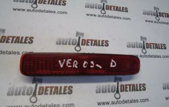 Toyota Corolla Verso AR10 Rear tail light reflector 2154R