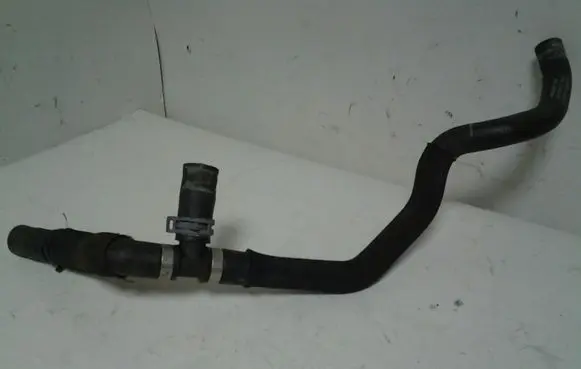 Audi A8 S8 D3 4E Engine coolant pipe/hose 4H2819672R 127884