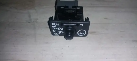 Nissan Almera Wing mirror switch
