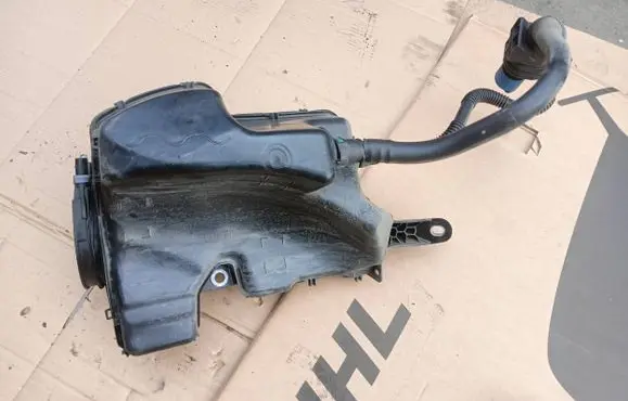 Seat Ibiza V (KJ) AdBlue liquid reservoir 5Q0131969E 0444040022 3180720100908