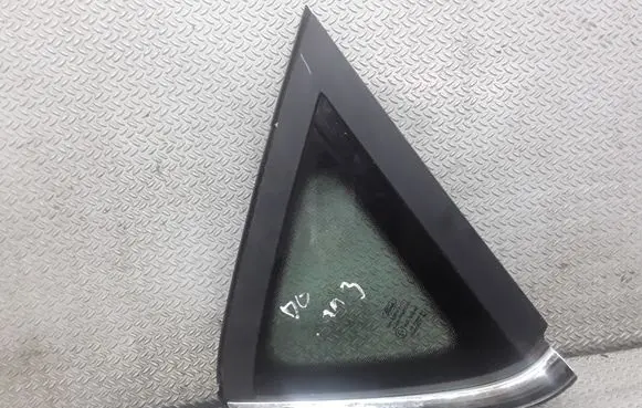 Ford Fiesta Rear side window