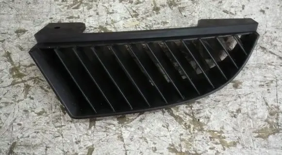 Mitsubishi Colt CZ3 Front bumper lower grill MN127773